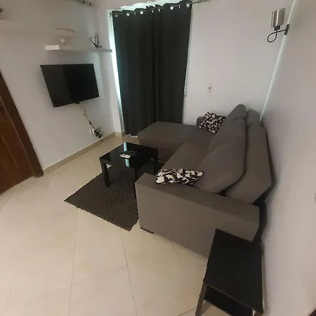 A Stylish Cozy Apartment Close To Cairo Airport. Exterior photo
