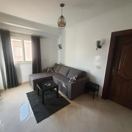 A Stylish Cozy Apartment Close To Cairo Airport. Exterior photo
