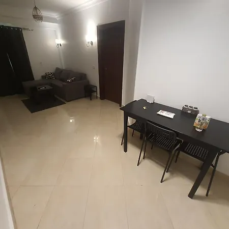 A Stylish Cozy Apartment Close To Cairo Airport. Exterior photo