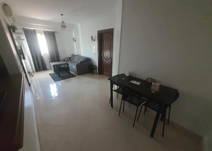 A Stylish Cozy Apartment Close To Cairo Airport.
