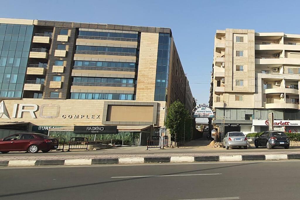 A Stylish Cozy Close To Airport. Apartment Cairo