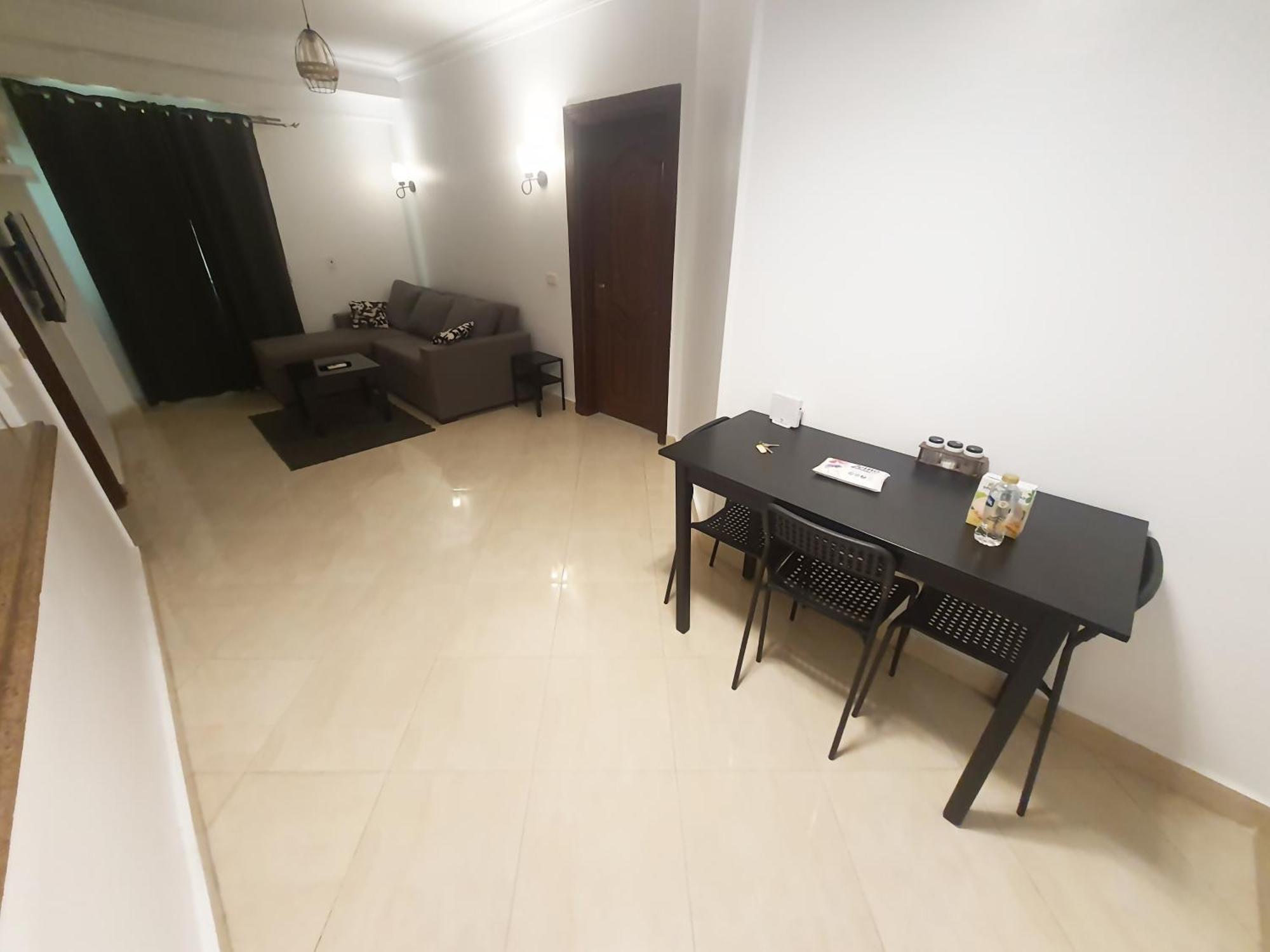 Апартаменти A Stylish Cozy Close To Airport. Каїр